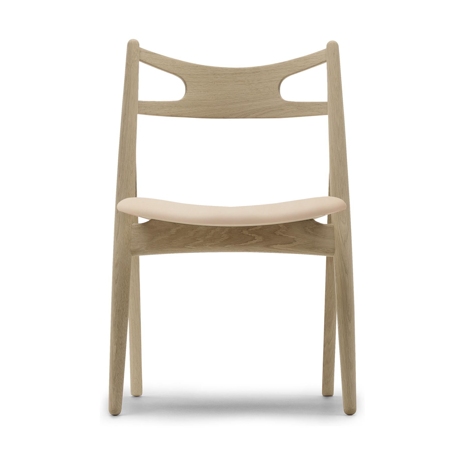 Carl Hansen Ch29 P Chair, Oiled Oak/Beige Leather
