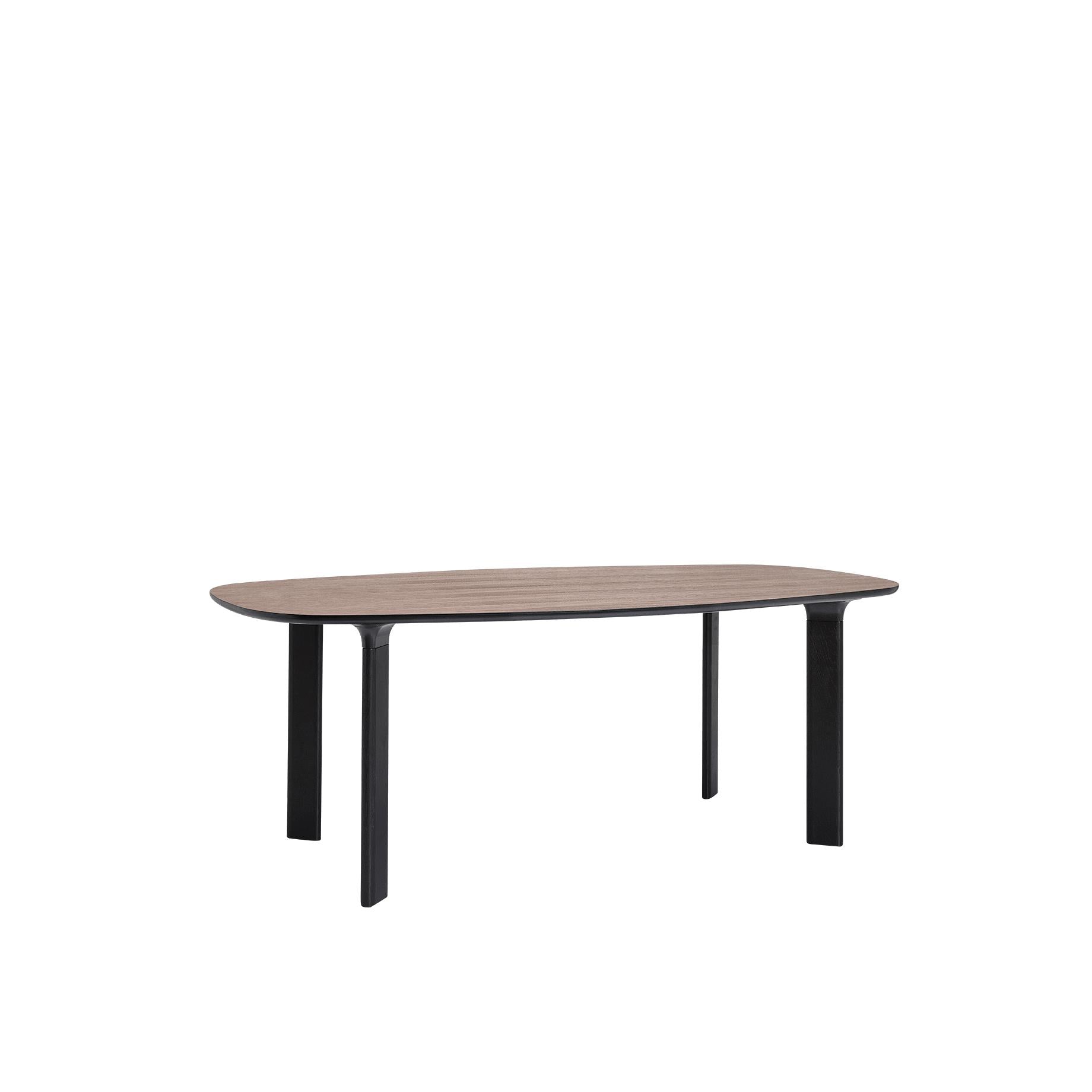 Fritz Hansen Analog Table 185 Cm, Walnut Veneer / Black Lacquered Legs