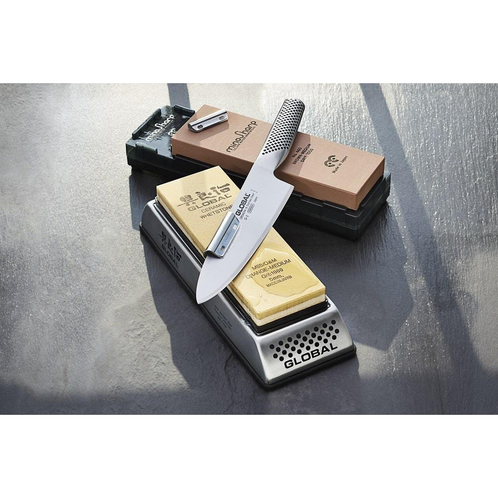 Global G 4 Chef's Knife, Universal Knife, 18 Cm